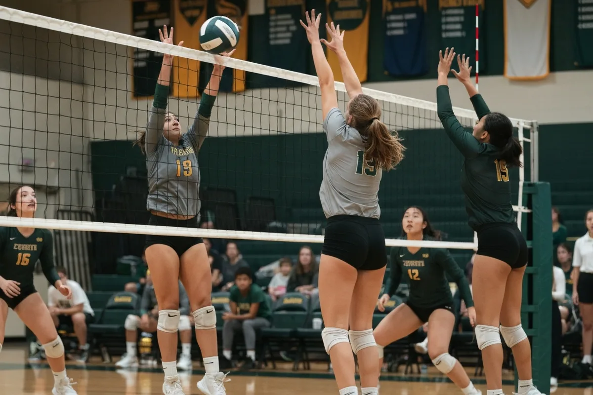 Varsity Girls Volleyball vs Crestwood High School Photos photo 2